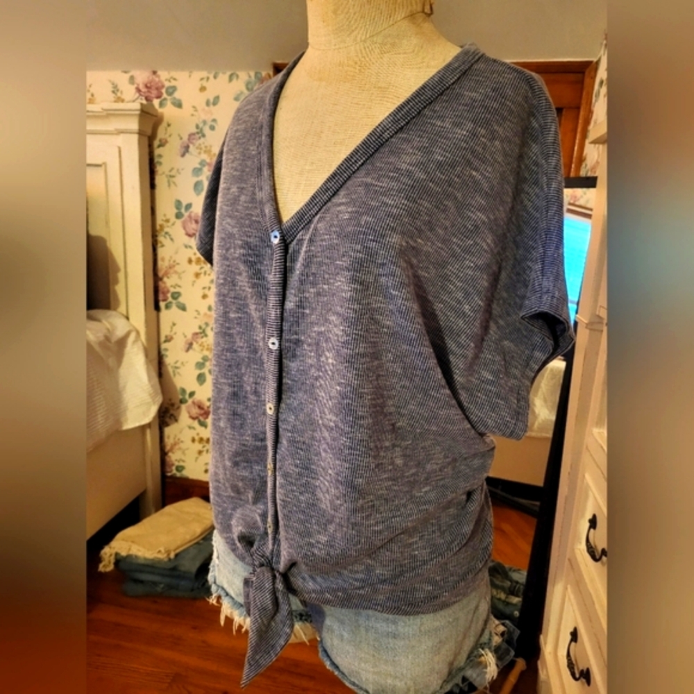 Elan front tie knit